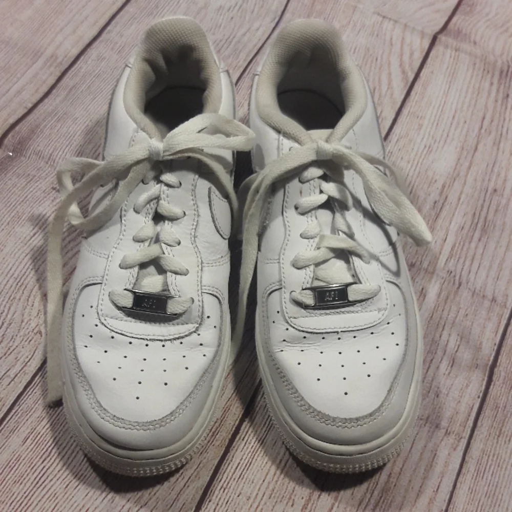 Nike AF1 white on white size 4y